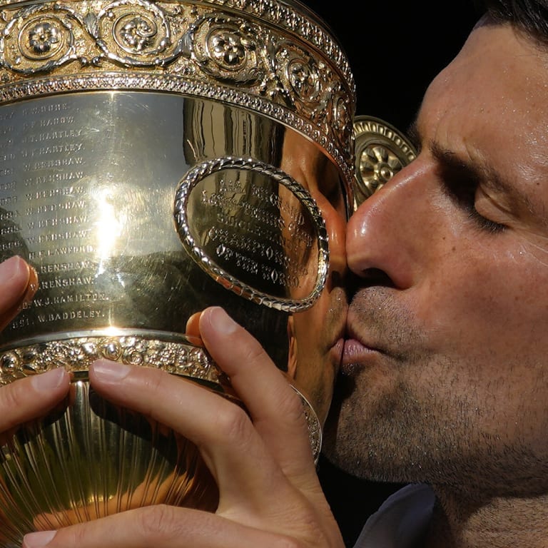 Novak Djokovic and Iga Swiatek won at Wimbledon. Protesters and