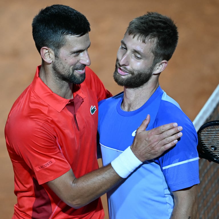 Corentin Moutet's ringing phone interrupts his Rome match with Novak Djokovic