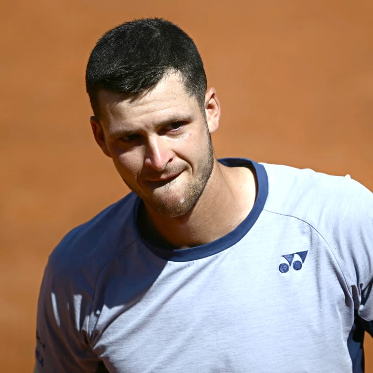 Hubert Hurkacz completes career set of Masters 1000 quarterfinals by reaching last eight in Rome