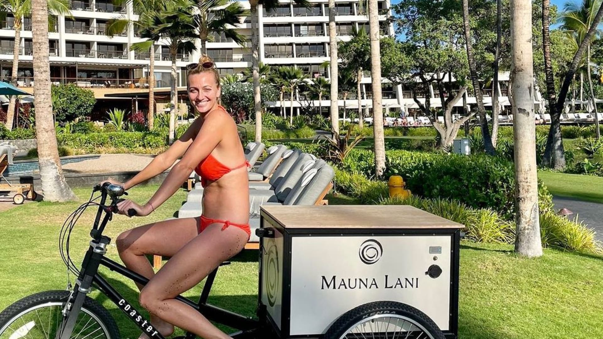 tang marmorering kaskade Aloha! Petra Kvitova soaks up first trip to Hawaii