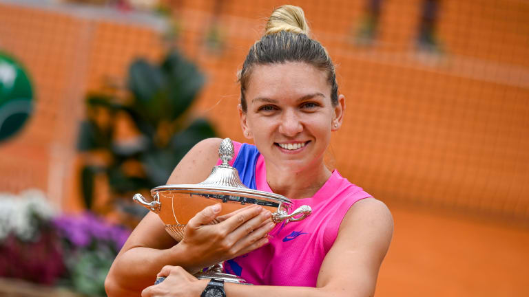 Halep rolls through Rome, and made herself a favorite at Roland Garros