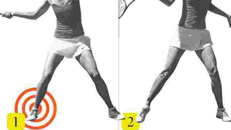 Great Shots: Maria Sharapova's Swinging Forehand Volley