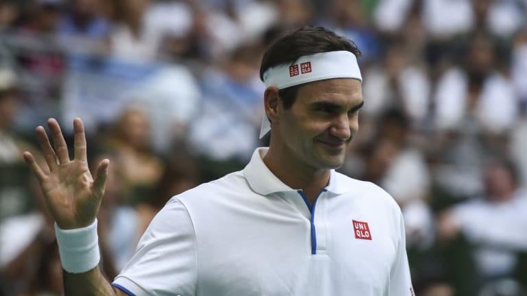 Federer beats Zverev in China to wrap up exhibition tour