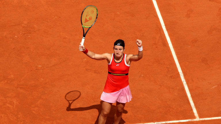 Looks of the day: 
Sevastova wins
in pink