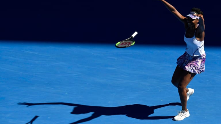 Vintage victory for Venus Williams over the relentless Coco Vandeweghe