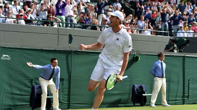 At Wimbledon in 2016, Sam Querrey became the first player to beat Novak Djokovic at a Grand Slam tournament in over a year.