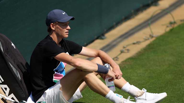 Could Jannik Sinner pull a Roger Federer and win the Halle-Wimbledon double?