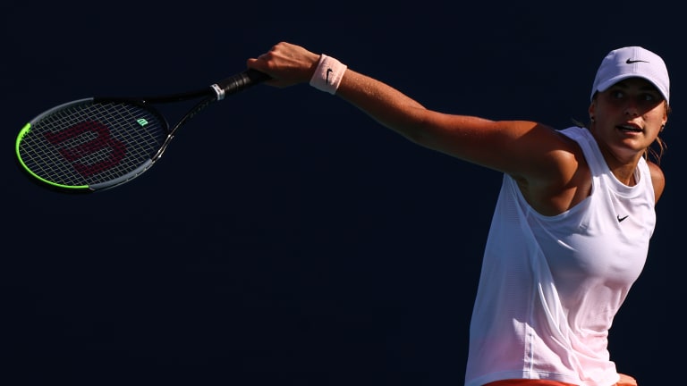 Naomi Osaka maintains No. 1 bid in Miami, Sabalenka, Svitolina advance