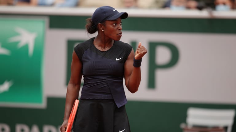 Stephens withdrew ahead of her intended grass-season debut in Bad Homburg due to a foot injury.