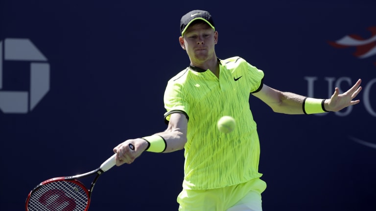 Edmund burned by 
Jamie Murray after 
upsetting Gasquet