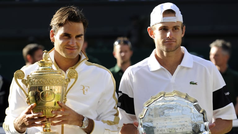 Federer broke Pete Sampras' Open Era record for major victories in the most dramatic fashion over an inspired Andy Roddick at Wimbledon in 2009.