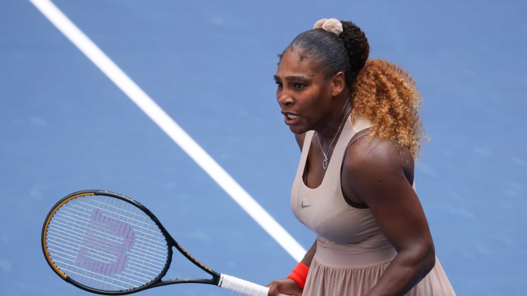 In wire-to-wire war, Serena fends off Sakkari to reach US Open QFs