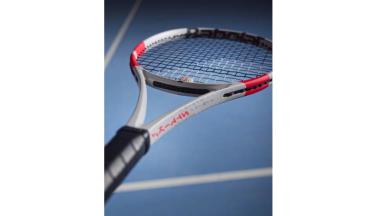 A closer look at the Babolat Pure Strike 98.