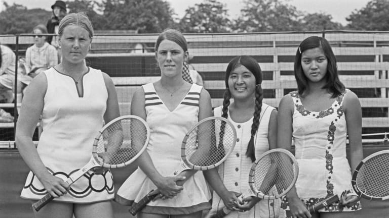 American players (L to R) Sue Stap, Kate Latham, Ann Kiyomura and Marita Redondo at Wimbledon in 1973.