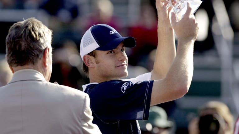 A week after hosting 'SNL," Roddick clinched the year-end No. 1 ranking in 2003.