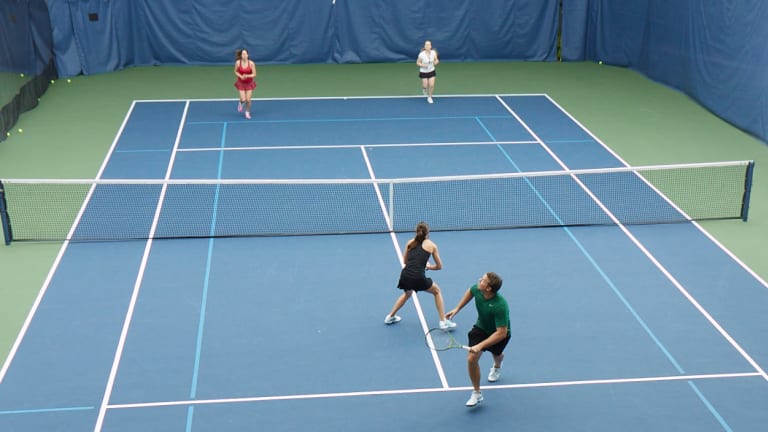 How to cover a
lob in doubles