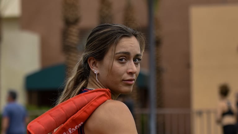 Paula Badosa prepares for practice at Indian Wells. (Matt Fitzgerald)