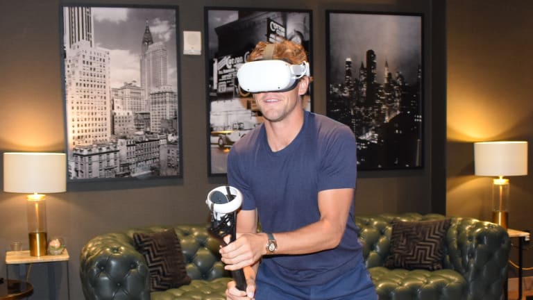 Ruud takes on a volley challenge in virtual reality.