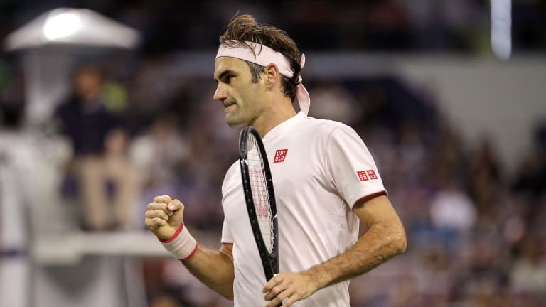 After "disappointing" hardcourt run, Federer survives Shanghai opener
