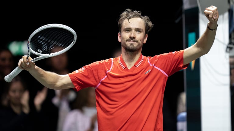 Daniil Medvedev won the ABN/AMRO World Indoor Tournament, marking the first title he has claimed since winning the Erste Bank Open in October.