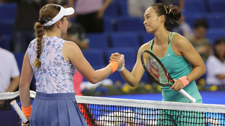 Zheng has now won her last seven matches, including winning the Zhengzhou Open this month.
