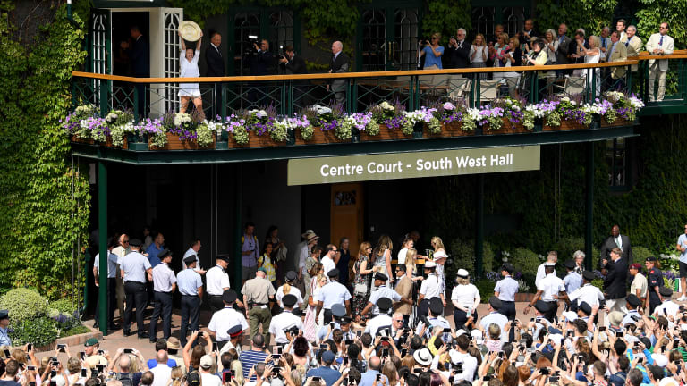 Per reports, AELTC likely to announce Wimbledon cancellation on Wed.