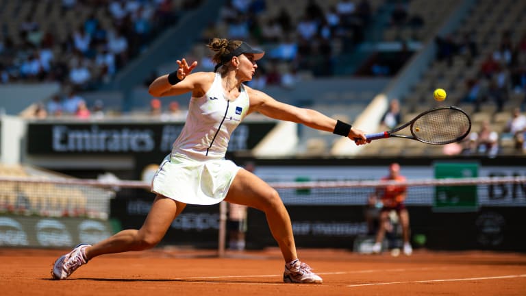 Haddad Maia took out Ons Jabeur en route to the first Grand Slam semifinal of her career at Roland Garros.
