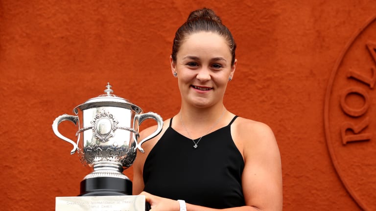Suzanne Lenglen Cup : Roland Garros Trophy - ICON-ICON