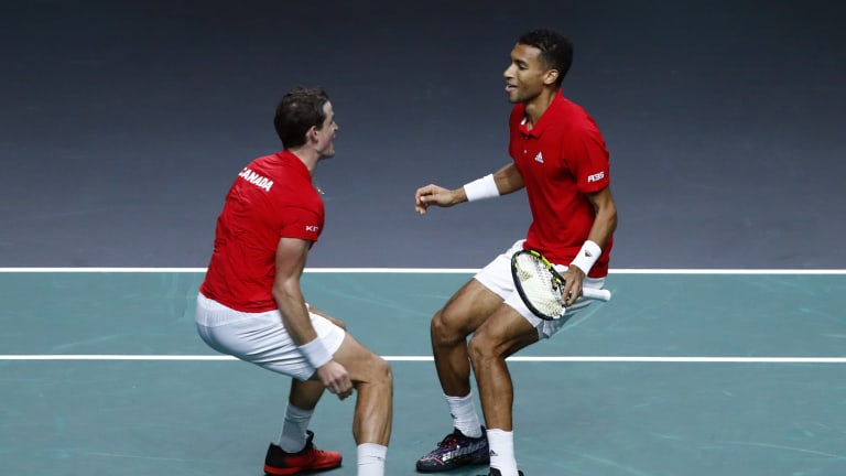 Canada defeated Italy 2-1 in Saturday's Davis Cup semifinals.