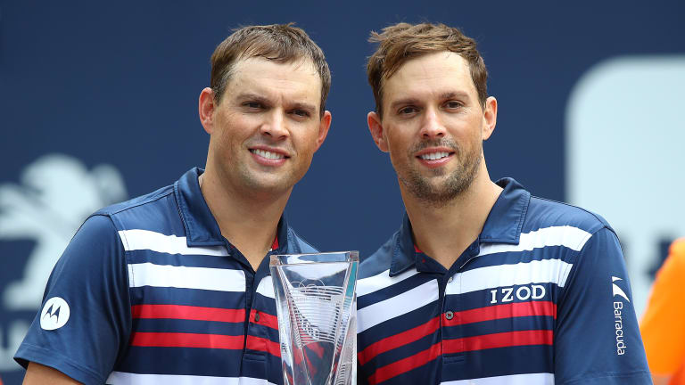 Bryans win 118th title, first big event since Bob's hip surgery