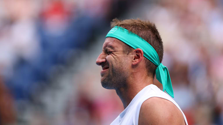 Sandgren heads to Melbourne despite positive COVID-19 test; AO on why
