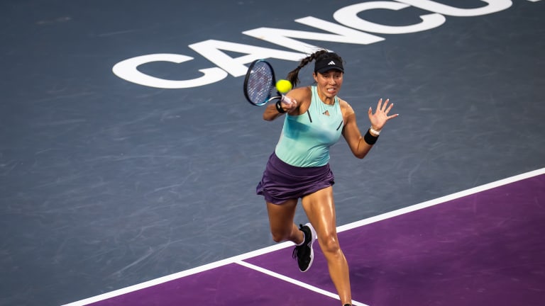 It seems that Pegula, who has qualified for the semifinals of the WTA Finals, will start the upcoming year standing at the crossroads between the very good and the great.