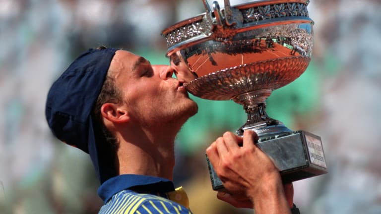 20 years ago in Paris, Kuerten's new string sent tennis world spinning