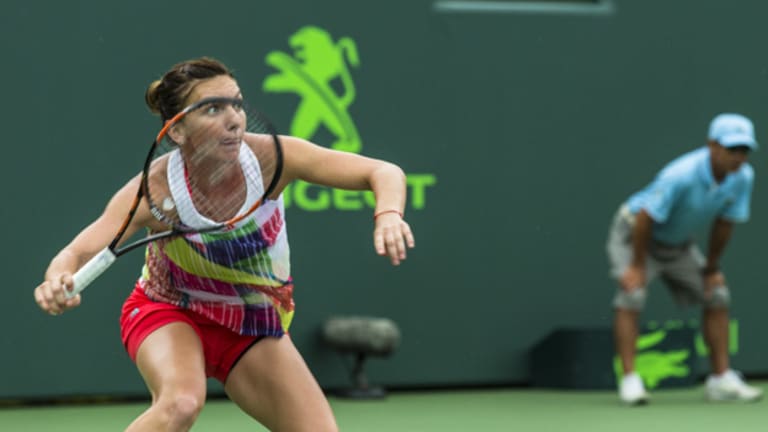 Bacsinszky makes her own luck in three-set win over Halep in Miami