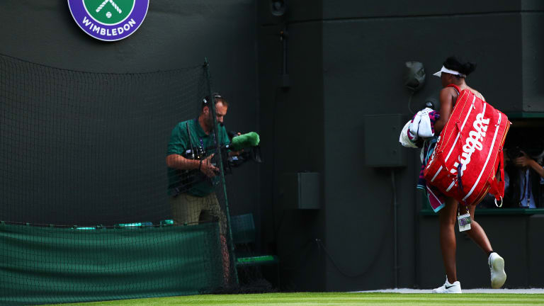 Wimbledon Day 7 
Surprises: Riske 
sets up Serena clash