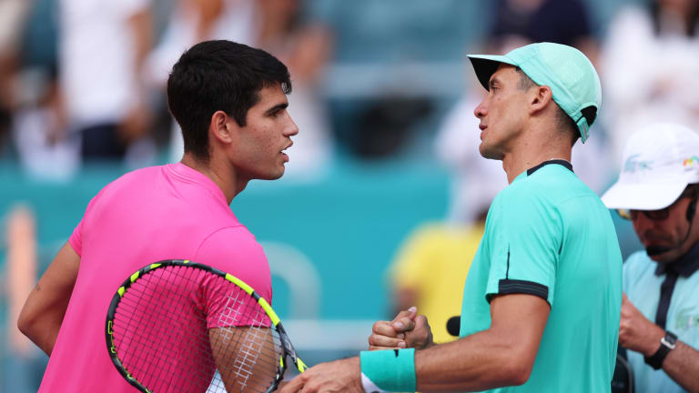 Alcaraz improved to 4-0 against Bagnis with his victory in the second round of the Miami Open.