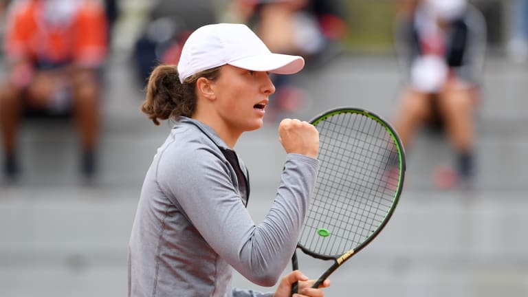 Iga Swiatek, 19, dismantles 2019 Roland Garros runner-up Vondrousova