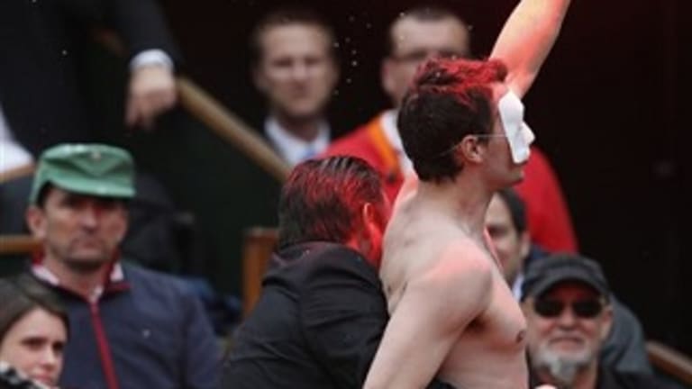 Protestors with flares interrupt French Open final