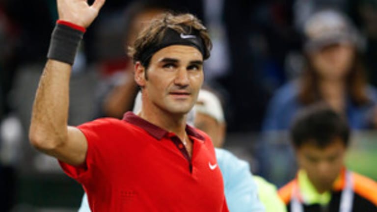 Shanghai Notes: Federer Fawning, Mad Murray, and More