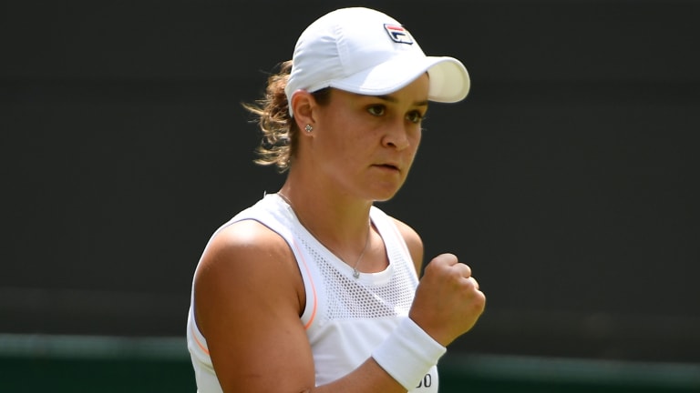 In first match as No. 1, Ashleigh Barty wins for 13th straight time