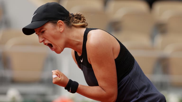 Azarenka leads their head to head 5-1, and Pavlyuchenkova’s only victory came when Vika retired down a set and 0-3.