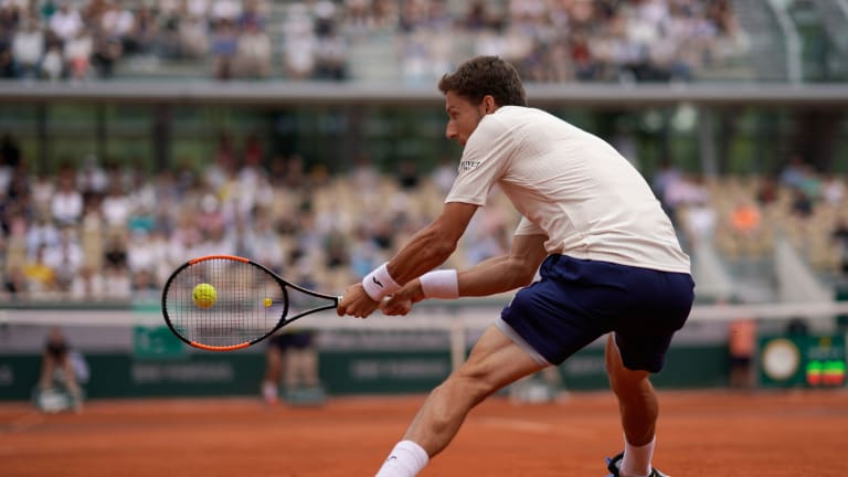 Top 5 Photos, 5/31: No end for Nishikori, no sets lost for Federer
