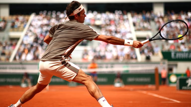 Top 5: Photos from Federer's first French Open match in four years