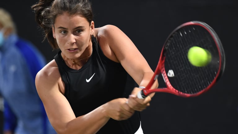 Navarro's busy spring included picking up a main draw win in consecutive weeks at a pair of WTA events staged in her native Charleston, S.C. (Photo: Chris Smith)