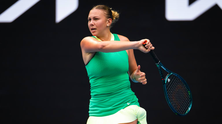 Anisimova reached the Roland Garros semis at 17, but would take time away from the sport due to burnout.