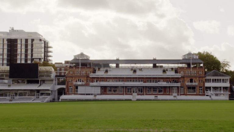 Destination Tennis:
Lord's Cricket
Grounds