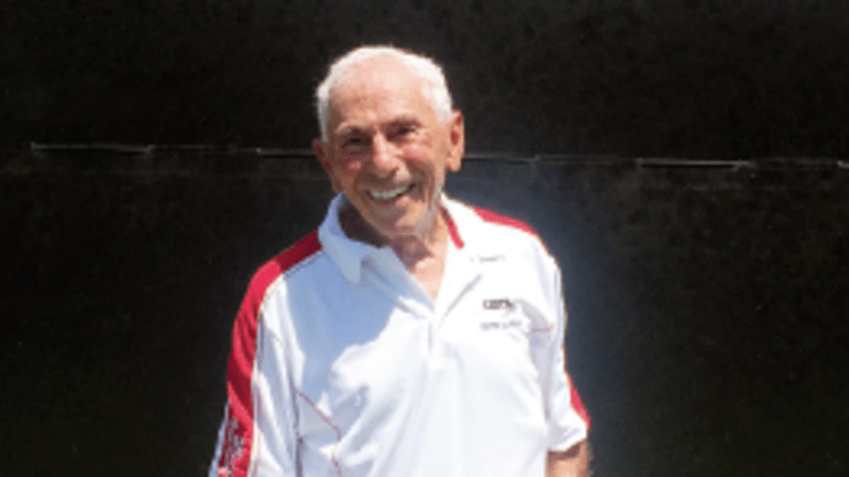 Arnold Pompan picked up tennis at 60—now, at 90, he holds the top spot