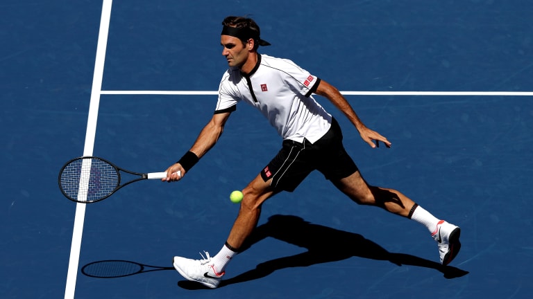 US Open Day 5 looks: Federer dominates to reach fourth round