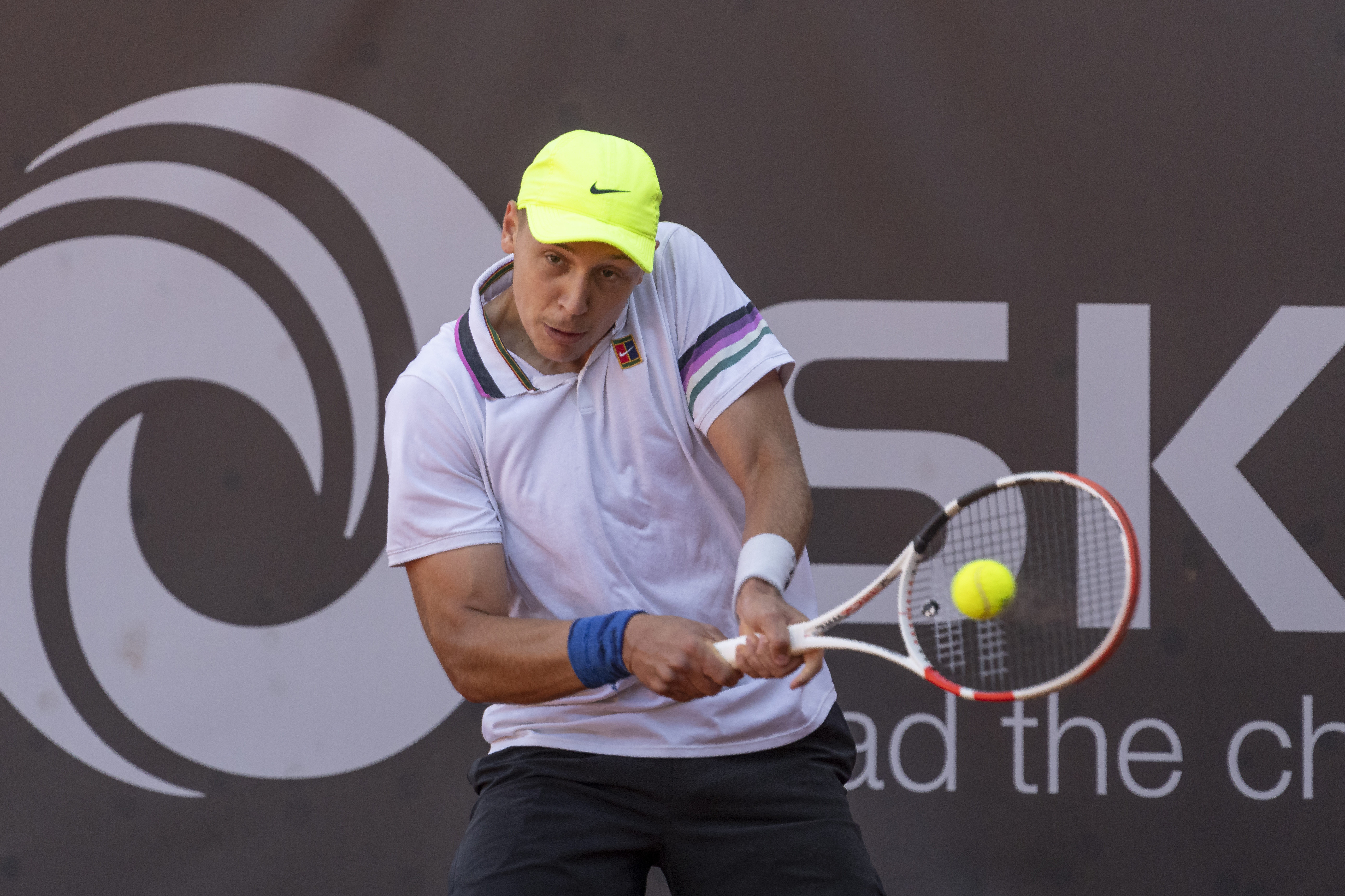 In Gstaad, Hamad Medjedovic gets the better of Dominic Thiem again