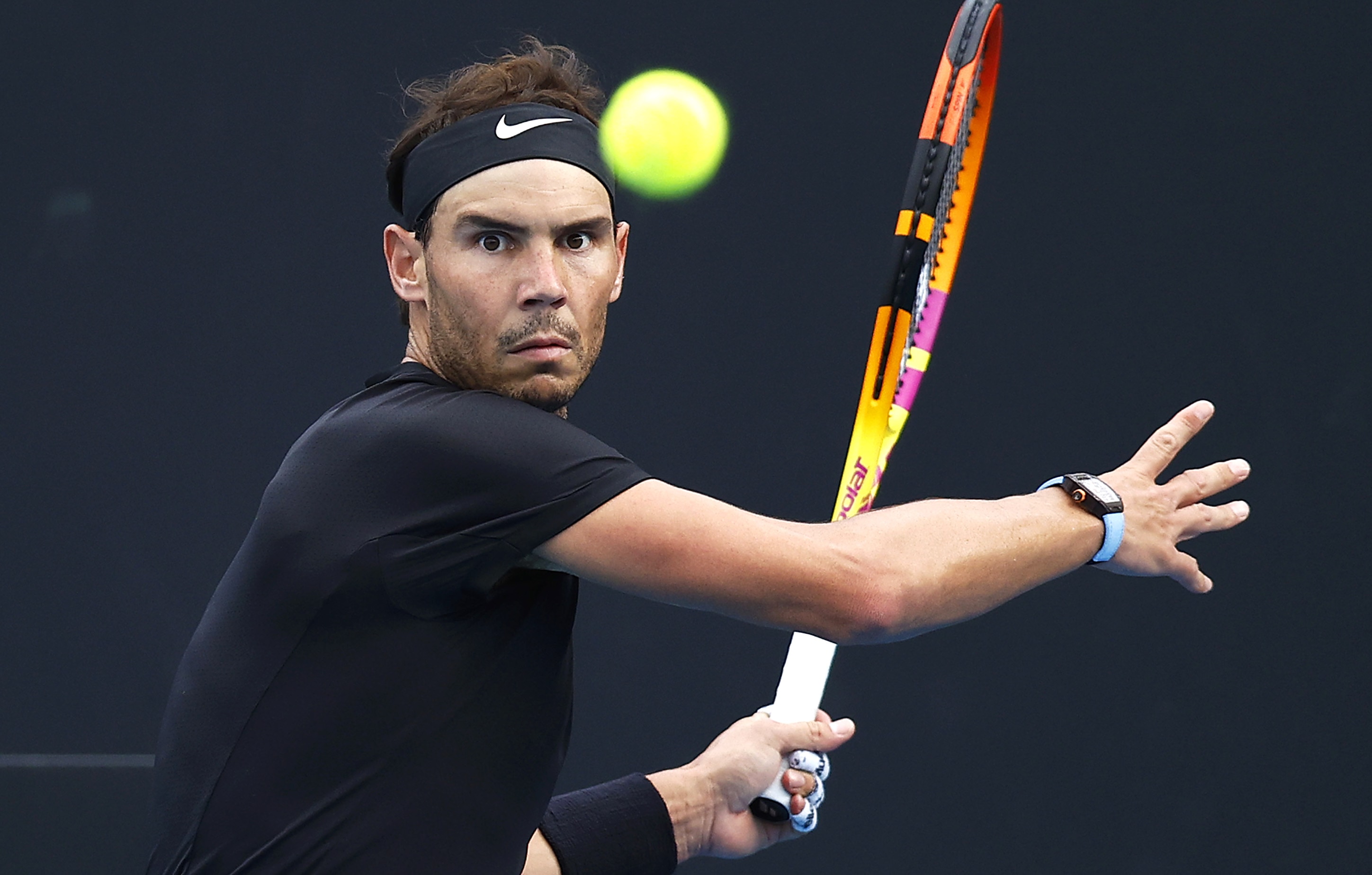 Rafael Nadal makes winning start to 2022 with straight-set victory in Melbourne